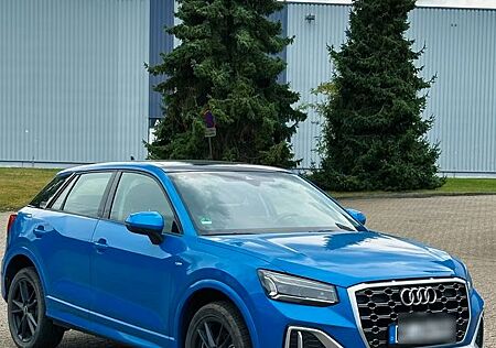 Audi Q2 Q2L 1.4T 35 TFSI, 04/2023, 11400km, Schiebedach