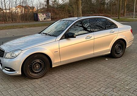 Mercedes-Benz C 200 BlueEFFICIENCY -
