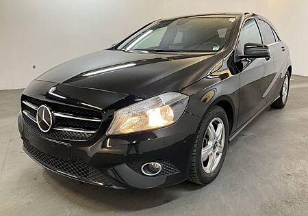Mercedes-Benz A 180 / PDC/ Sitzheizung/Navi/Garantie