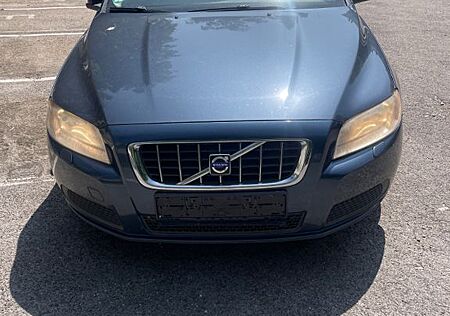 Volvo V70 2.0 -