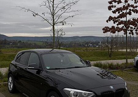 BMW 118i Sport Line Sport Line