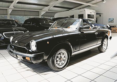 Fiat 124 Spider Pinifarina Spider Europa (124 DS)