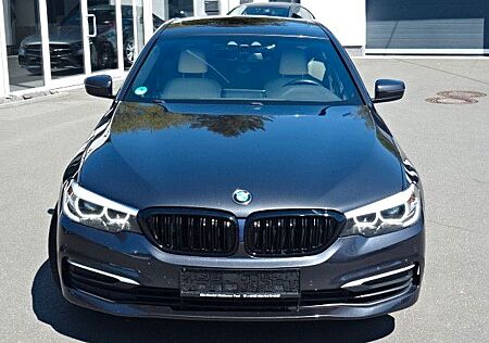 BMW 520d Limo,LEDER,NAV,LED,AUT,KAM,SD,PDC,AHK