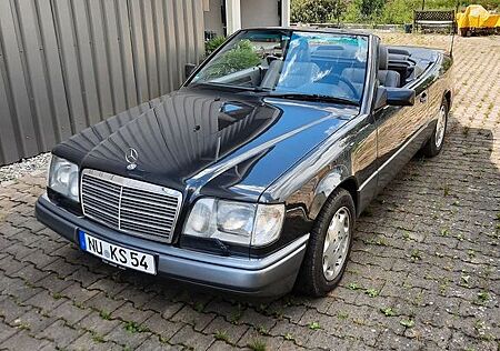 Mercedes-Benz E 320 Cabrio W124
