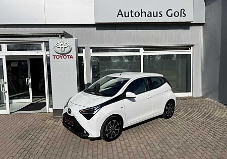 Toyota Aygo (X) Automatik Team Deutschland