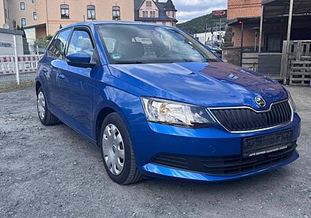 Skoda Fabia 1.0l/Top Gepflegt/ Unfallfrei/ 8x Bereift