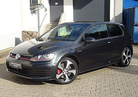 VW Golf Volkswagen VII GTI Performance ACC/DynAudio/Pano