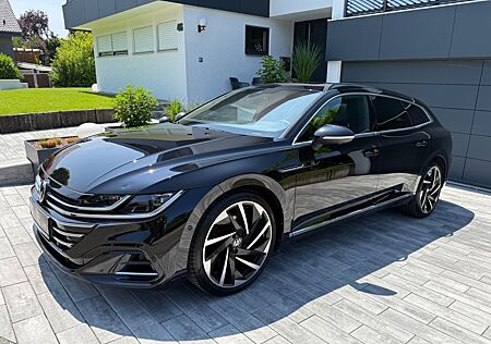 VW Arteon Volkswagen Shooting Brake R-Line 4M Pano ActivDsp