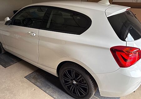 BMW 118i -