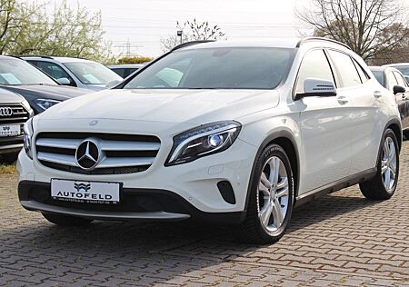 Mercedes-Benz GLA 220 CDI Style/VOLL SHEFT/BI XENON/TEILLEDER/