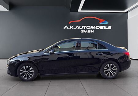 Mercedes-Benz A 180 Limousine 7G-DCT, Leder+Navi+Kamera+8x-LM
