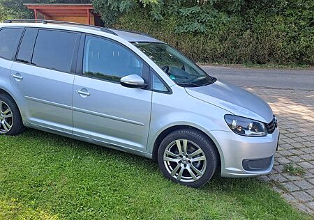 VW Touran Volkswagen 1.4 TSI 140 PS 7-sitzer