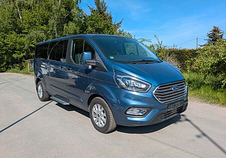Ford Tourneo Custom 2.0 TDCI 9 Sitze Leder Navi AHK..
