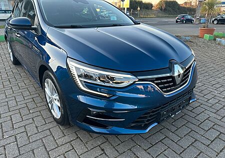 Renault Megane IV Lim. 5-trg. Intens *navi+kamera+automa