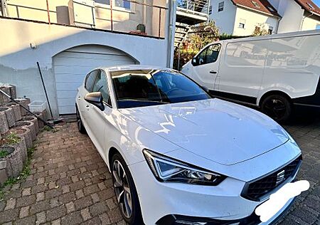 Seat Leon 1.5 eTSI ACT 110kW FR DSG FR