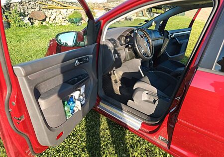 VW Touran Volkswagen 2.0 TDI DSG Comfortline TÜV neu 04/27