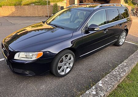 Volvo V70 3.2 Geartronic Summum