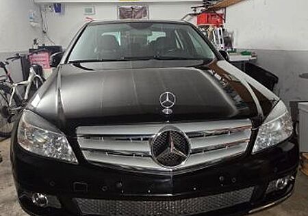 Mercedes-Benz C 180 gebraucht kaufen Mercedes-Benz C 180 CGI BlueEFFICIENCY AVANTGARDE AVANTGARDE