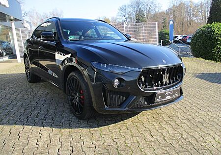 Maserati Levante GTS V8/Panoramadach