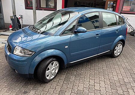 Audi A2 1.6 FSI - TÜV und Inspketion neu, SEHR sauber