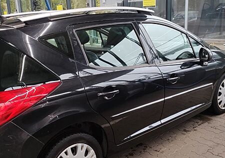 Peugeot 207 SW Family 95 VTi Family