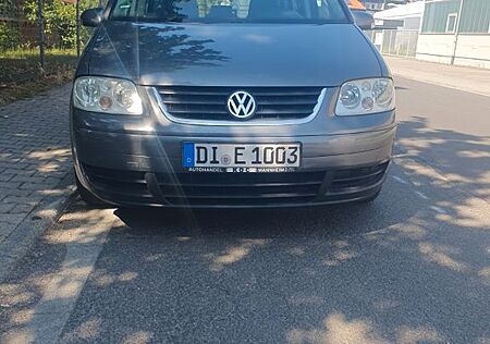 VW Touran Volkswagen 1.6 FSI Automatik Basis Basis