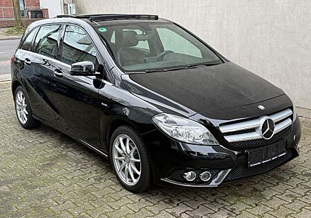 Mercedes-Benz B 180 Panorama,Klima,teilleder,