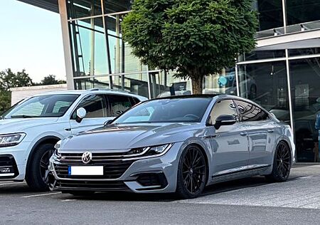 VW Arteon Volkswagen 2.0 TSI OPF DSG R-Line R-Line