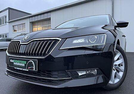 Skoda Superb Combi 2.0 TDI DSG Style AHK Navi DAB Xeno