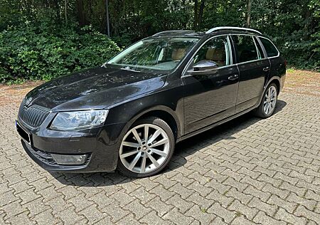 Skoda Octavia 1.6 TDI DSG Kombi Elegance LUX