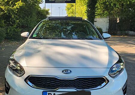 Kia Cee'd / Ceed 1.4 T-GDI Platinum Edition Plat...