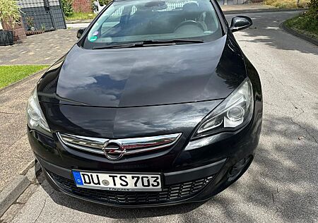 Opel Astra 1.4 Turbo 103kW -