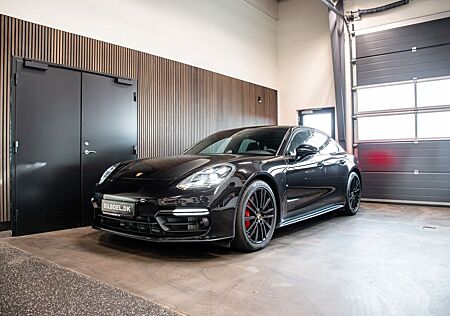 Porsche Panamera GTS | AIR | CHRONO | PANO | ACC