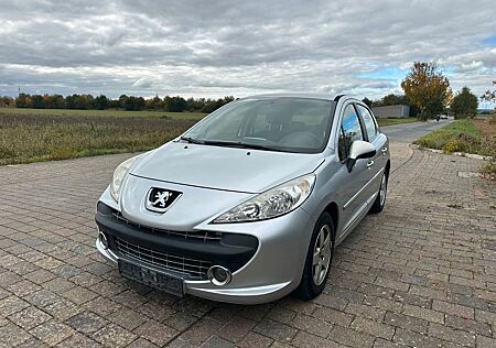 Peugeot 207 Tendance 95 VTi Tendance