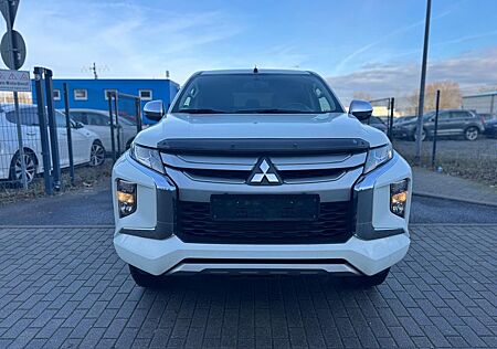 Mitsubishi L200 Basis Doppelkabine 4WD Automatik 1.Hand