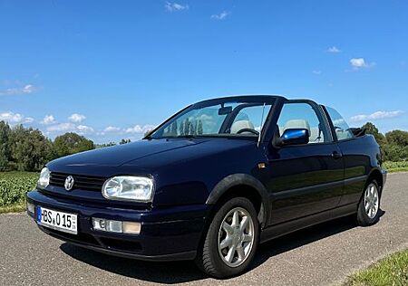VW Golf Volkswagen 3 Cabrio Avantgarde - 2.0 Automatik