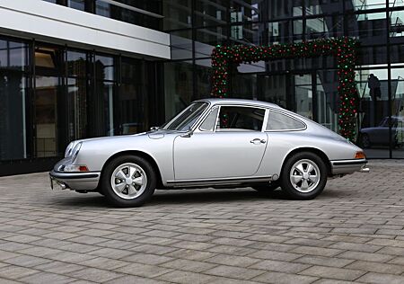 Porsche 911 Urmodell 911 S - somit Modelljahr 1967)