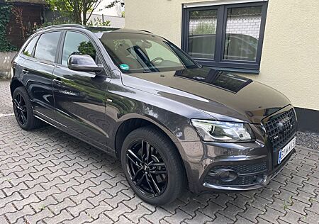 Audi Q5 3.0 TDI DPF S tronic quattro - Sline - AHK