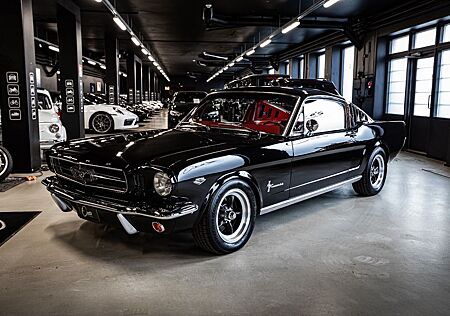 Ford Mustang Fastback, Frame off restoration, Pony