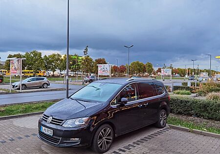 VW Sharan Volkswagen 2.0 TDI DSG Highline AHK Camera StandHZ