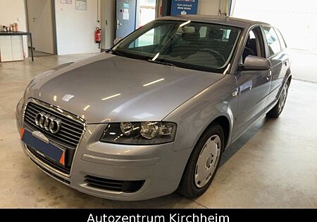 Audi A3 Sportback 1.6 Attraction**Automatik**