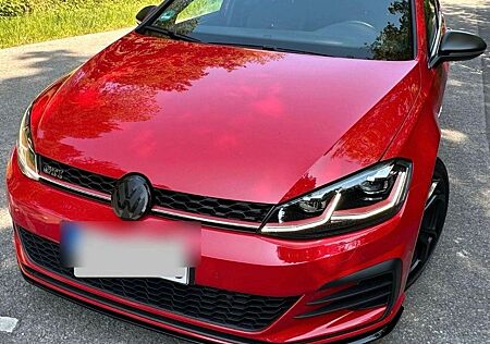 VW Golf Volkswagen 7 GTI TCR AKRAPO/NAVI-PRO/KEYLESS/DYNAUDIO
