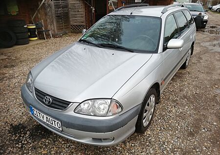 Toyota Avensis 2.0 linea sol Auto