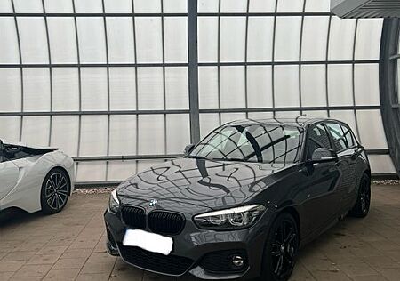 BMW 120i Edition M Sport Shadow A Edition M Spor...