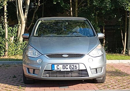 Ford S-Max 2,0 TDCi 96kW DPF Titanium 6-tronic Ti...