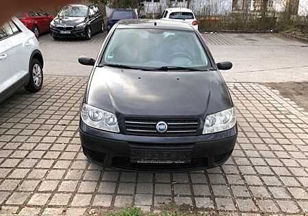 Fiat Punto 1.2 8V Bj 2010 TÜV bis 09/25