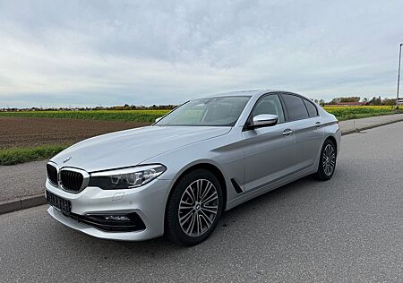 BMW 530d xDrive A G30 *EURO 6*Panorama*1.Hand*Leder*