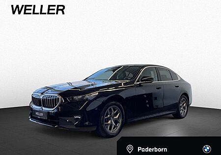 BMW 520d Limousine LivePro,AdLED,H/K,360°,DrA,HUD