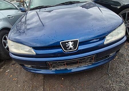 Peugeot 306