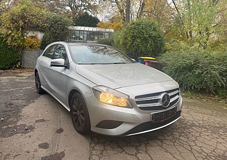 Mercedes-Benz A 180 A -Klasse BlueEfficiency W176 Tüv Neu